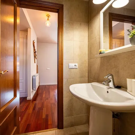Hauzify I El Refugi De Apartment *