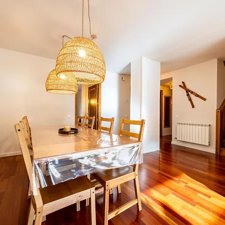 Hauzify I El Refugi De Apartment *